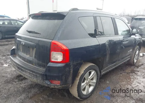 2013 Jeep Compass Latitude z USA, uszkodzony, nr VIN 1C4NJDEB5DD206904